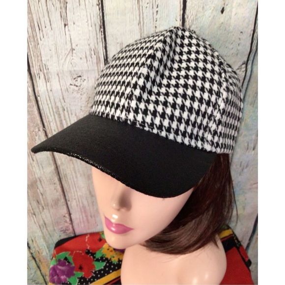 NWT Houndstooth Pattern Cap Ball Cap Hat Adjustable Back 💕❤️ - Picture 5 of 10